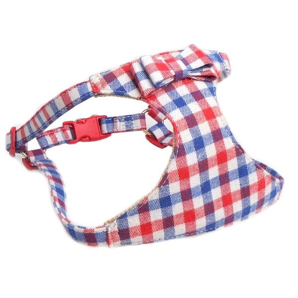 postroj-a-voditko-s-kockovanym-motivom-9323